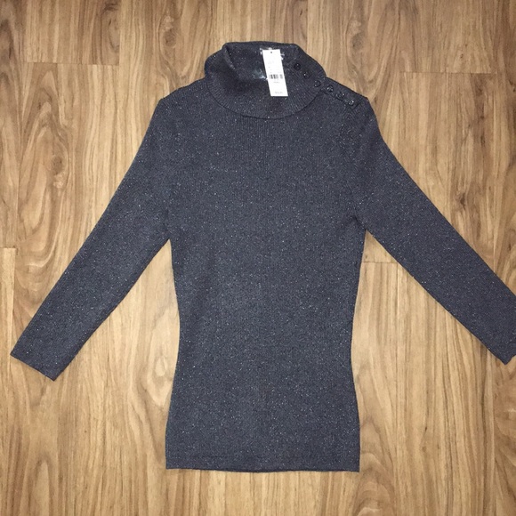 Button-Accent Metallic Gray Turtle Neck - sz S - Picture 1 of 6